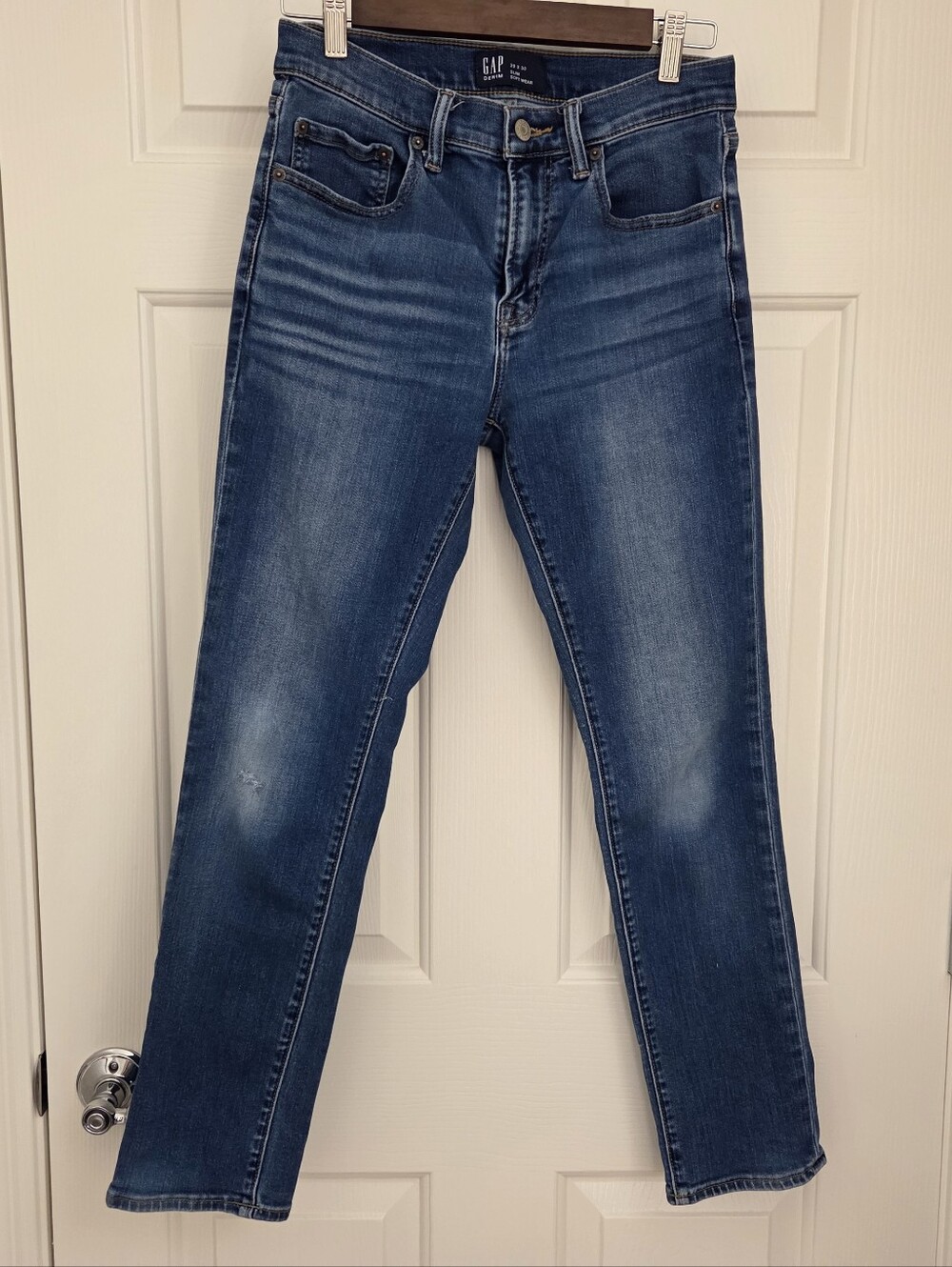 GAP Men's 29x30 Medium Wash Slim Soft Wear Jeans